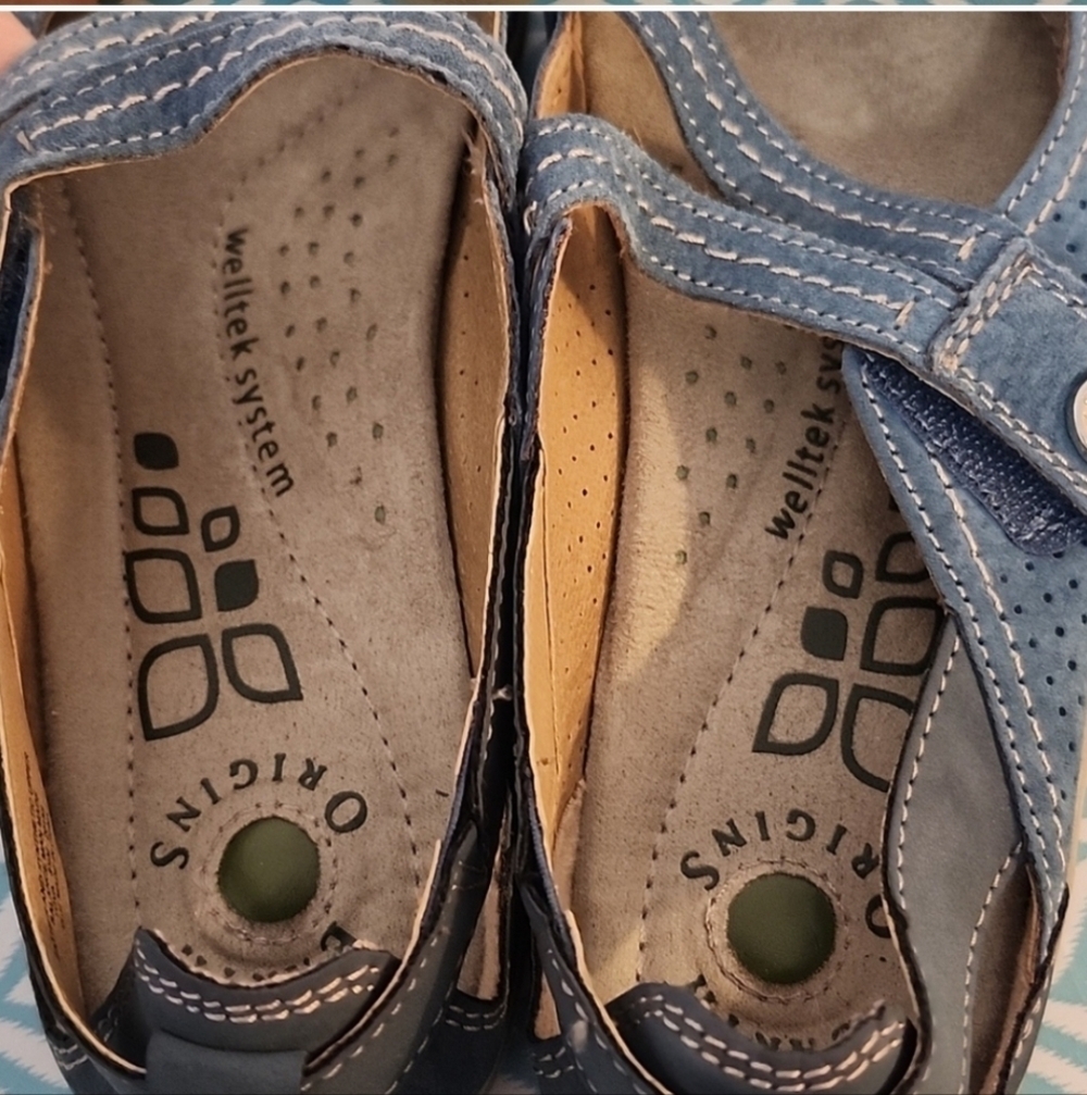Earth Origins Suede Tova blue Mary Jane’s Size 8.5 Hiking Shoes - Picture 4 of 5